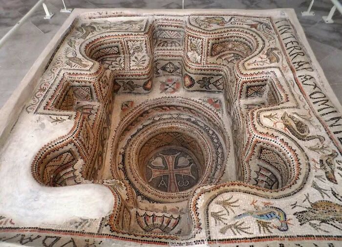 33 Ancient Treasures That Will Totally Blow Your Mind (And They’re Real!)