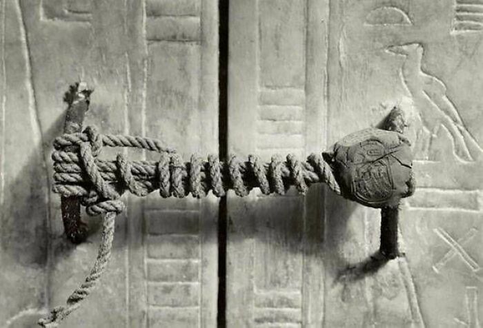 33 Ancient Treasures That Will Totally Blow Your Mind (And They’re Real!)