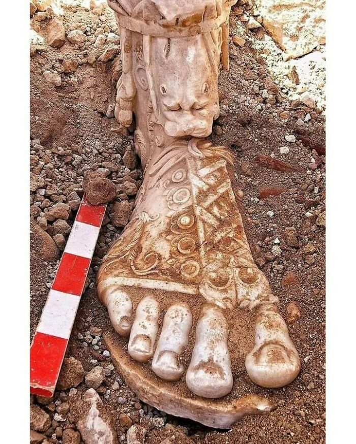 33 Ancient Treasures That Will Totally Blow Your Mind (And They’re Real!)