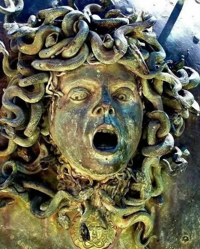 33 Ancient Treasures That Will Totally Blow Your Mind (And They’re Real!)