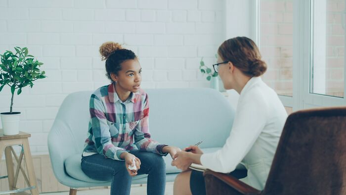 Wait, They Actually Quit Their Therapists For These WTF Moments?!