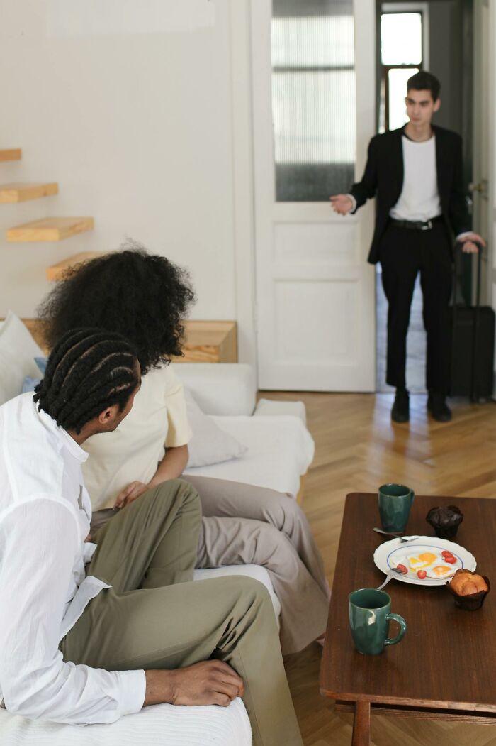 Wait, People Really Caught Cheaters THIS Way?!