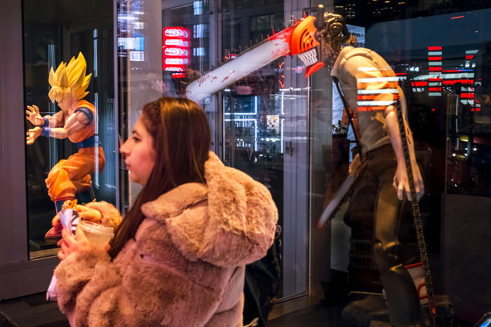 Whoa, Check Out These 80 Totally Weird And Wonderful City Snapshots!