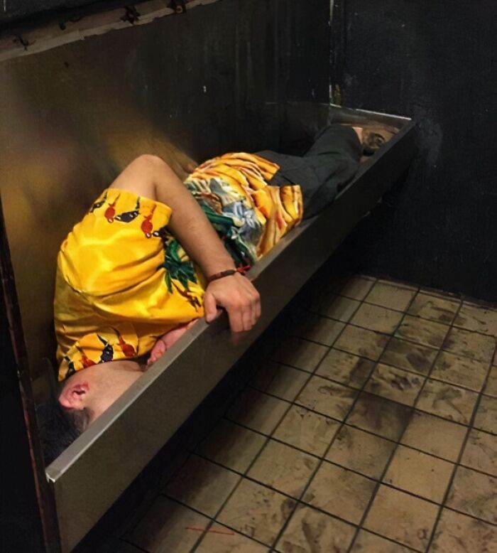 Mid-Rough-Night Vibes