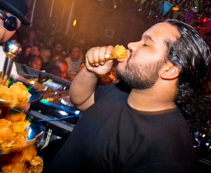 Tasty Chicken Likes To Party Too