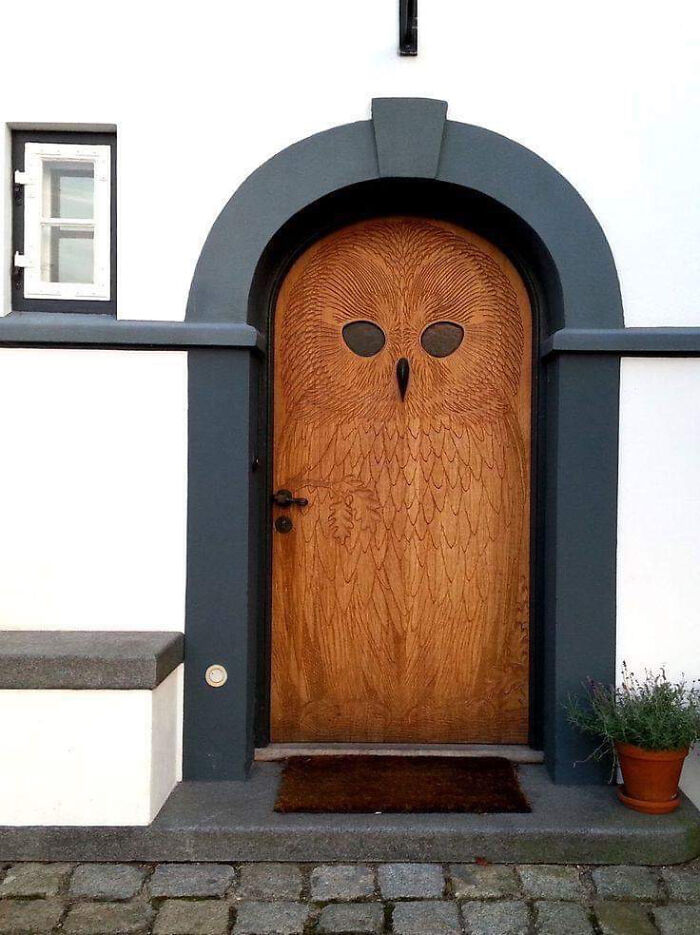 1930 Owl Door in Copenhagen? Yes Please!