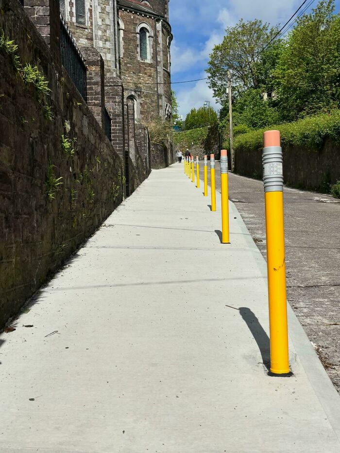 Pencil-Like Bollards to Keep Kids Safe in Ireland—So Clever