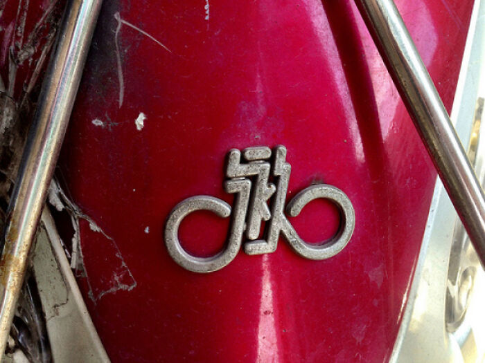 Shanghai Bicycle Brand Logo = Genius Bicycle + Infinity Symbol