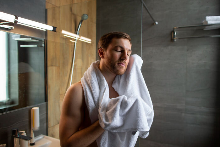 36 Breakup Excuses That Are So Weird You Can't Help But Laugh