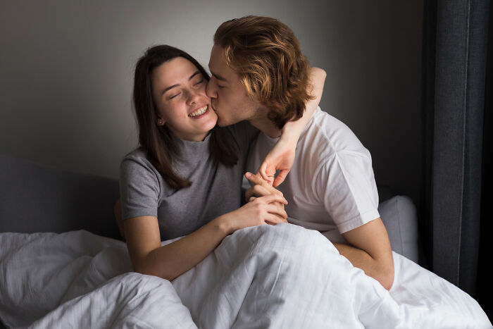 36 Breakup Excuses That Are So Weird You Can't Help But Laugh