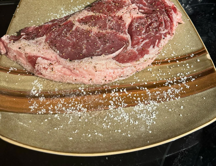 Salting Meat: When Timing Is Everything, Seriously
