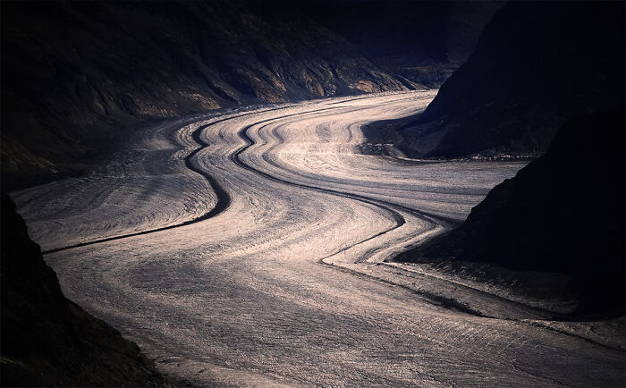 Ice River Snakes: Long Tongue Glacier