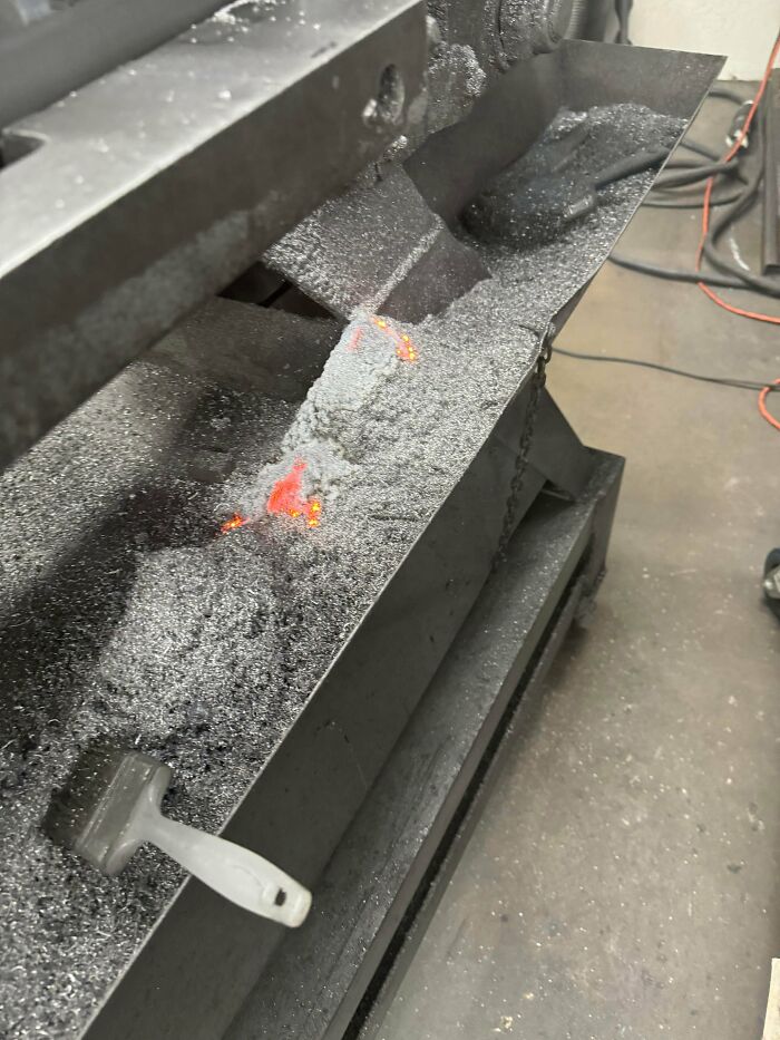 Magnesium Spark Showdown: When Welding Gets Extra Hot