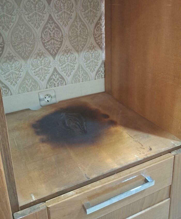 My Oven Horror: Found This After Smelling Burning