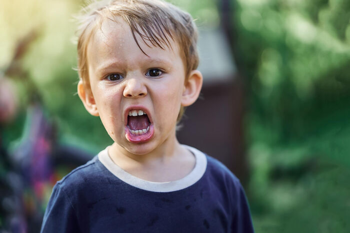 33 Wild Stories Of People Meeting Total Psychopaths (Yikes!)