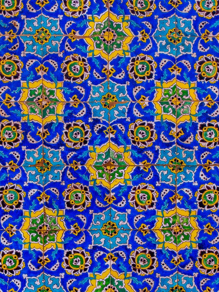Wait, They Actually Made These Persian Patterns Look This Cool? (50 Pics!)