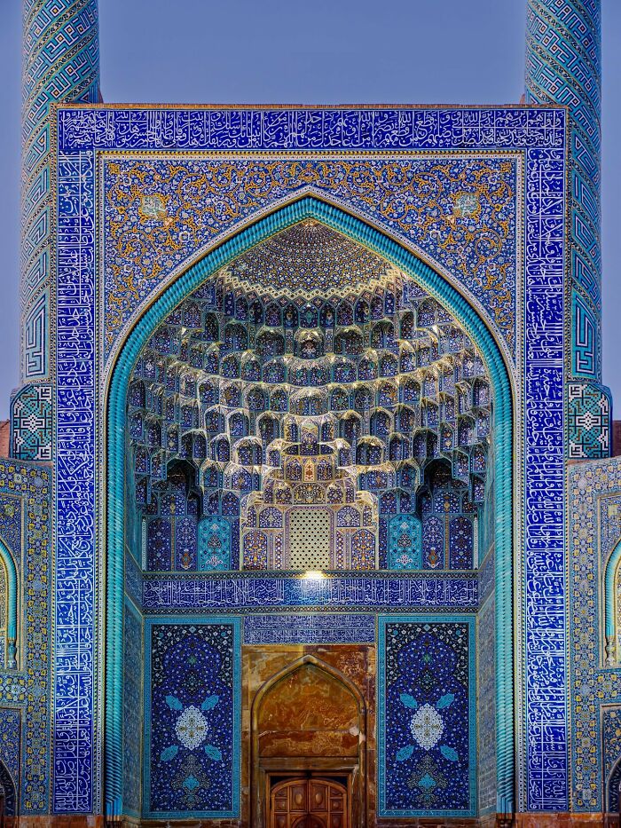 Wait, They Actually Made These Persian Patterns Look This Cool? (50 Pics!)