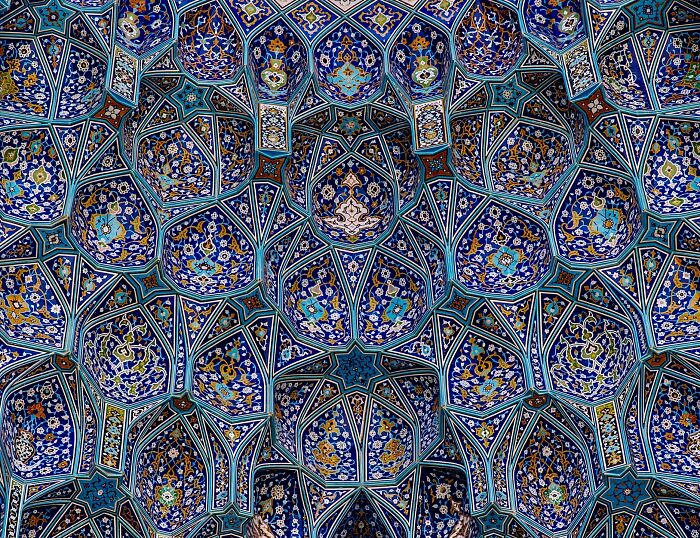 Wait, They Actually Made These Persian Patterns Look This Cool? (50 Pics!)