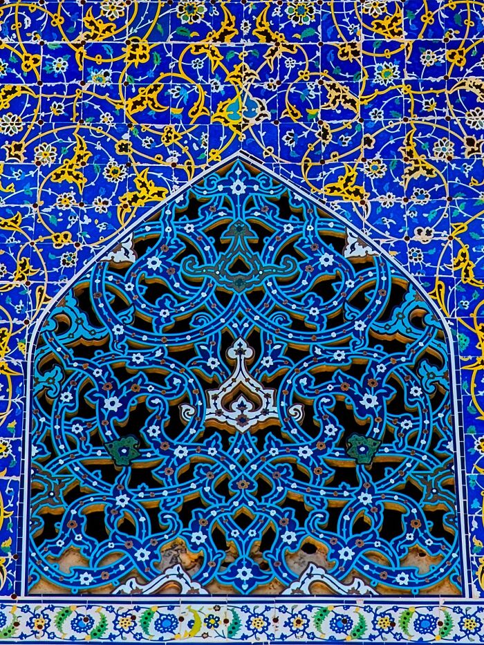 Wait, They Actually Made These Persian Patterns Look This Cool? (50 Pics!)