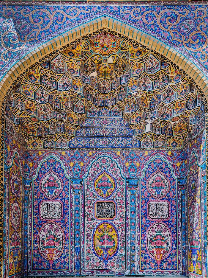 Wait, They Actually Made These Persian Patterns Look This Cool? (50 Pics!)