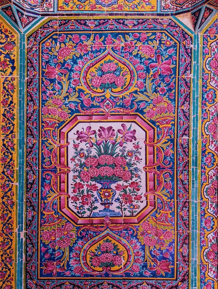 Wait, They Actually Made These Persian Patterns Look This Cool? (50 Pics!)
