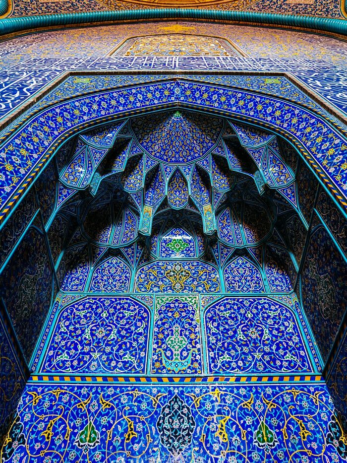 Wait, They Actually Made These Persian Patterns Look This Cool? (50 Pics!)