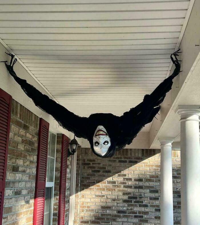 This Halloween Decoration Wants to Give You Nightmares