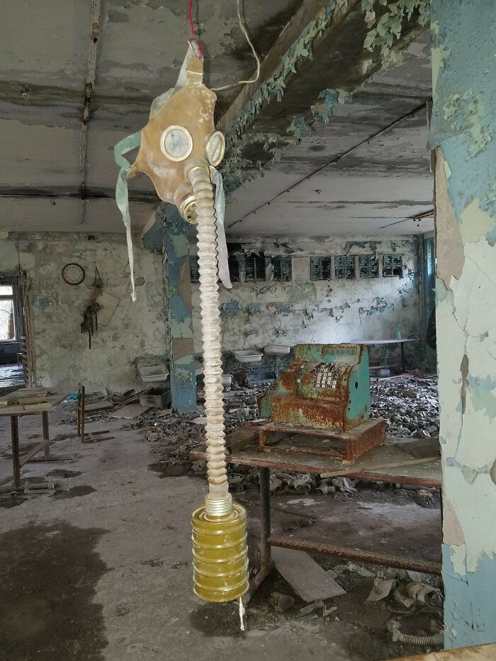 35 Abandoned Places That Are Seriously Cool (And A Little Mysterious)