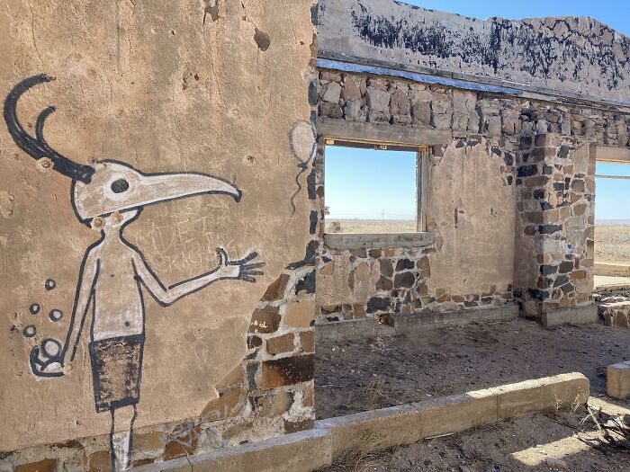 35 Abandoned Places That Are Seriously Cool (And A Little Mysterious)