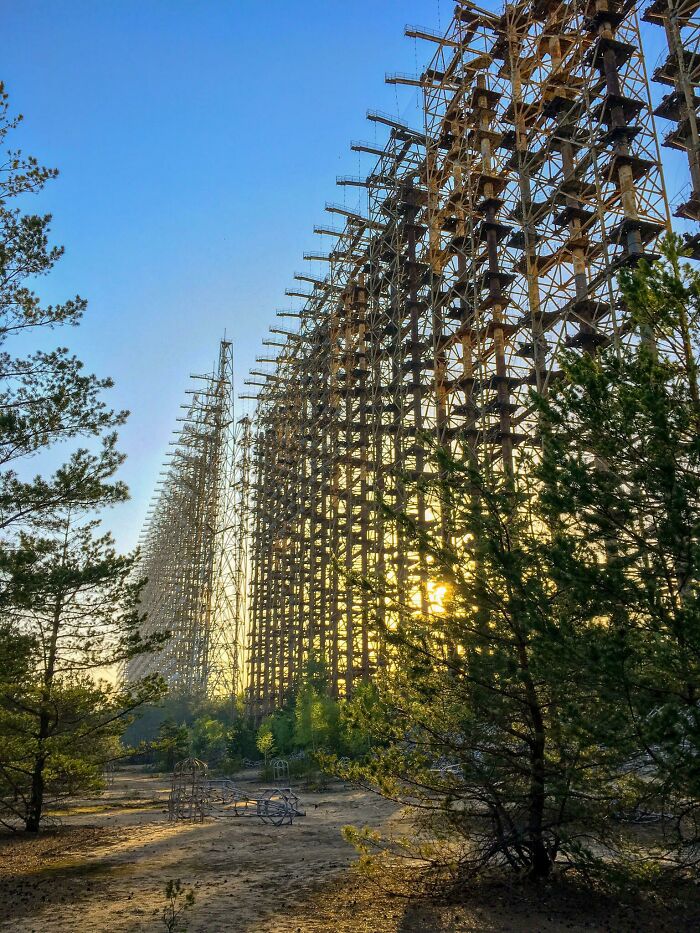 35 Abandoned Places That Are Seriously Cool (And A Little Mysterious)