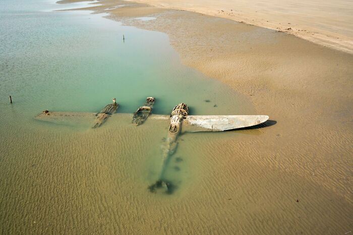 35 Abandoned Places That Are Seriously Cool (And A Little Mysterious)