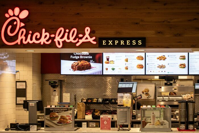 I Handed Out Chick-fil-A Gift Cards To Random Strangers And Their Surprised Grins Were Priceless