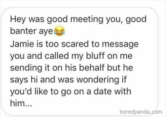 Matched With Cute Girl, Now The Awkward Messages Start