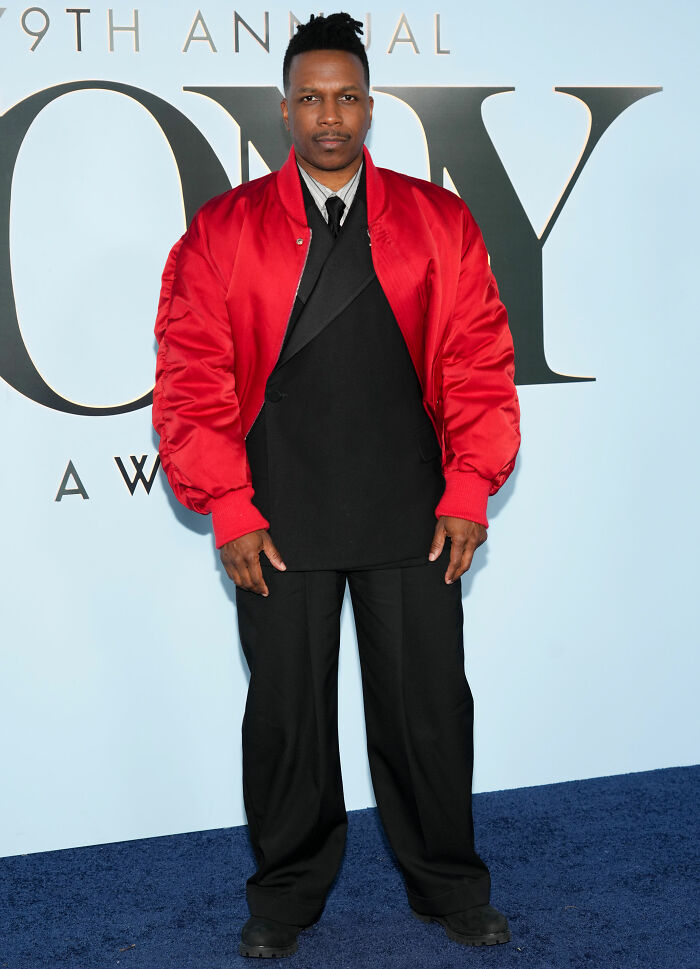 Leslie Odom Jr.’s Puffy Jacket Surprise
