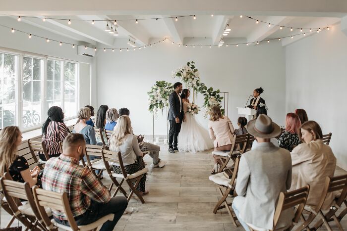 Hold Up, These Wedding Guest Fails Are Wild!