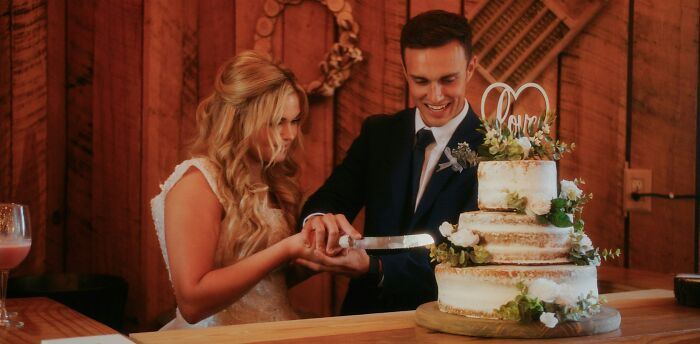 Hold Up, These Wedding Guest Fails Are Wild!