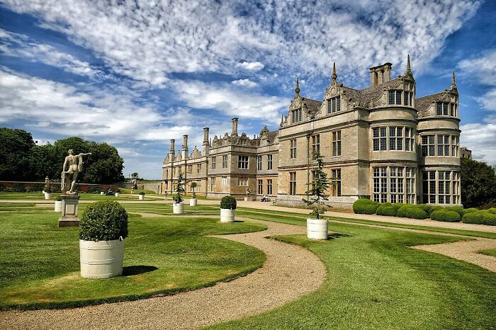 Kirby Hall: Castle Ruins with Elizabethan Flair