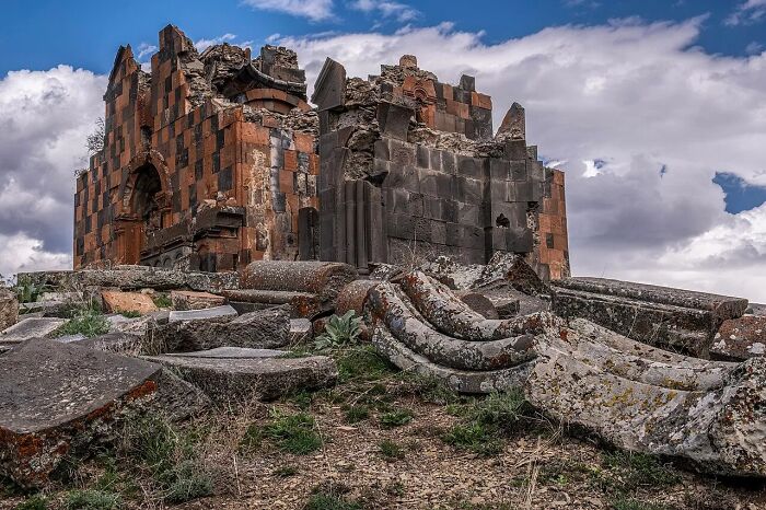 Havuts Tar: Monastery Ruins You Can Hike To