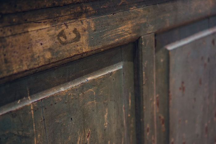 Wait Till You See The Weirdest Things People Found Hiding In Their New Homes!