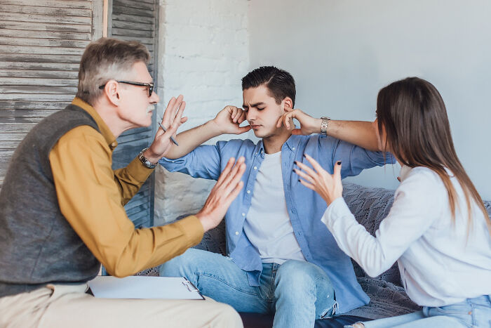 Oops! These 32 Family Secrets Got Found Out By Total Accident