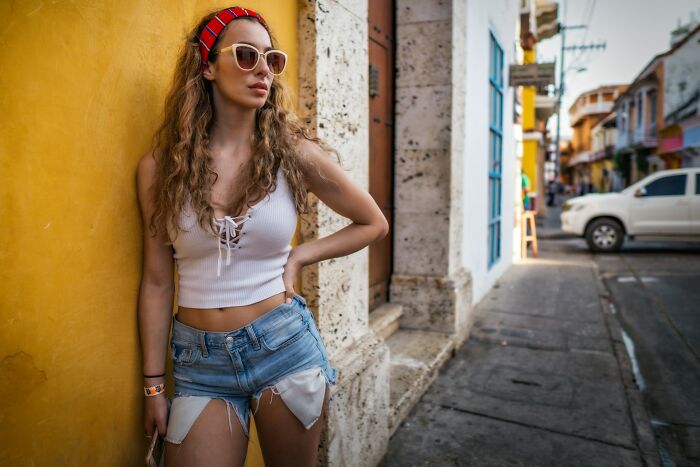 Oops! The Wildest Millennial 'Pick Me' Stories That'll Make You Cringe (In the Best Way)