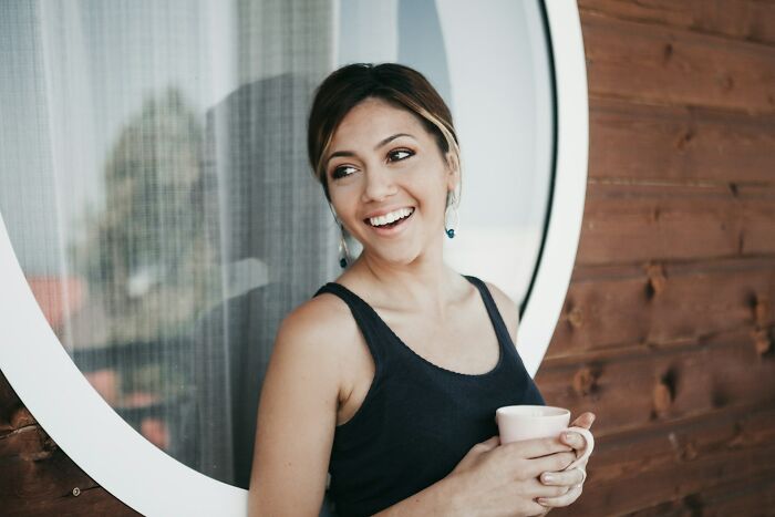 Oops! The Wildest Millennial 'Pick Me' Stories That'll Make You Cringe (In the Best Way)