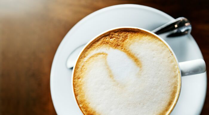 Oops! The Wildest Millennial 'Pick Me' Stories That'll Make You Cringe (In the Best Way)
