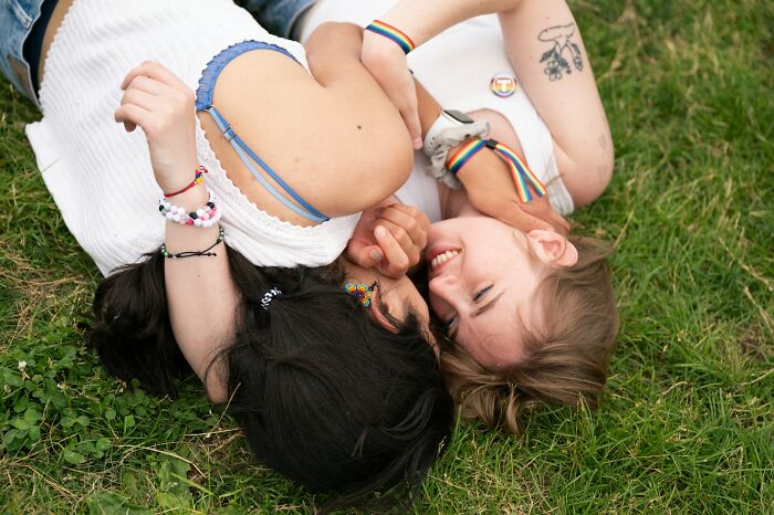 Oops! The Wildest Millennial 'Pick Me' Stories That'll Make You Cringe (In the Best Way)