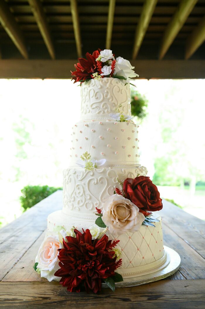 Grandpa Did The Wedding Cake. Bride? Not A Fan. Redid It Last Minute!