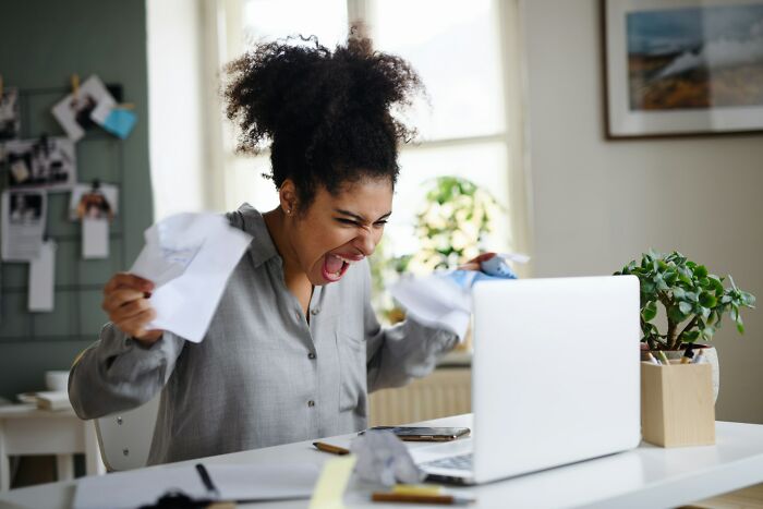 Bride Asks Guest To Cancel Rescheduled Honeymoon For Wedding - Save The Date Had One Year Notice!