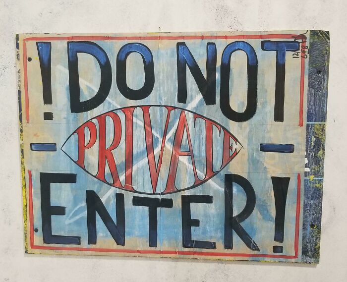 These Hilariously Confused Signs Will Make You Go 'Wait, What?!'