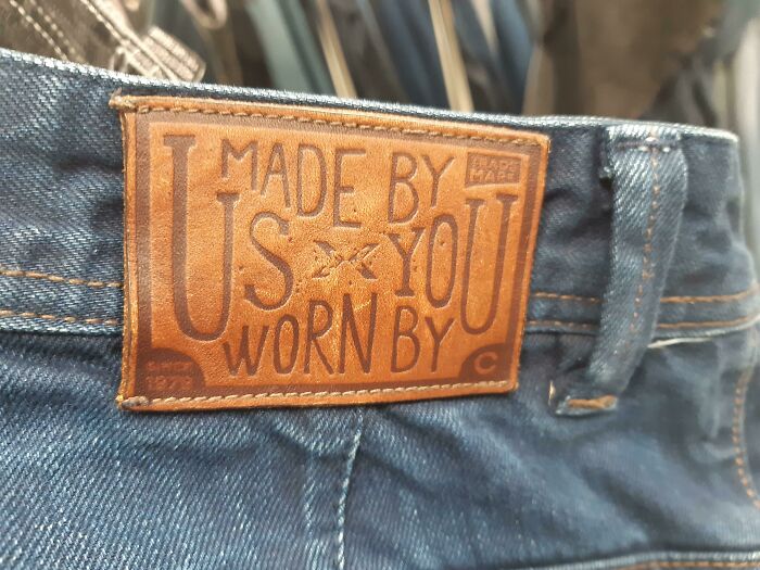 These Hilariously Confused Signs Will Make You Go 'Wait, What?!'