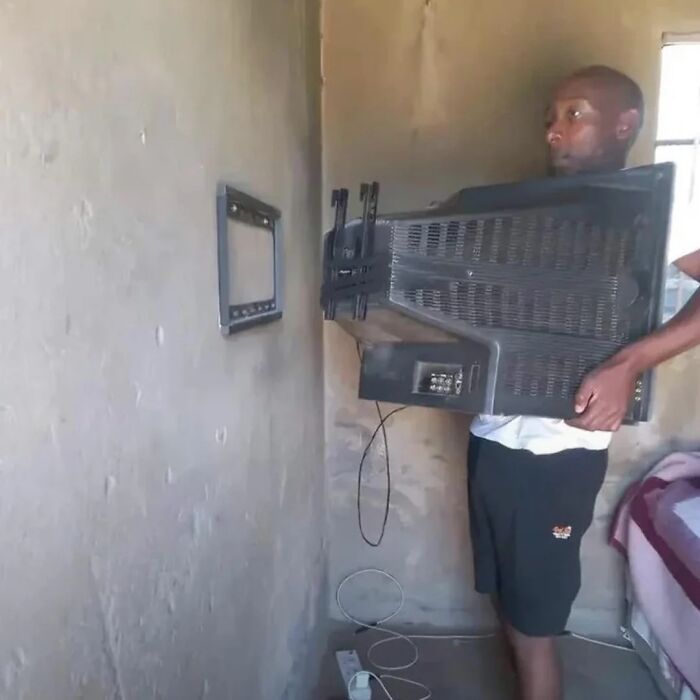 Trust Me Bro, It Fits (Totally Doesn’t)