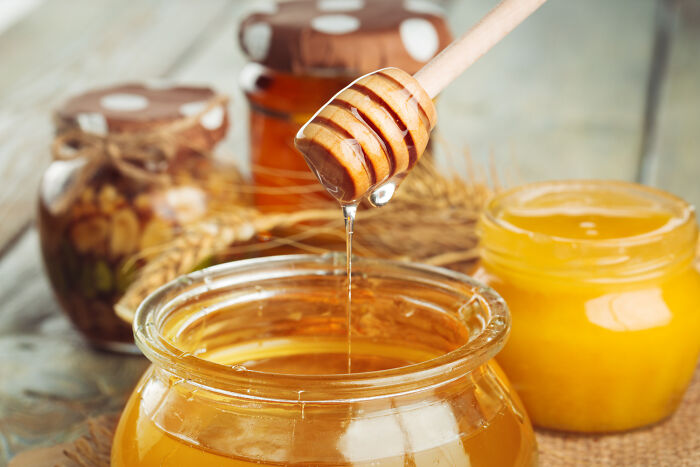 Wait, People Actually Store These Weird Facts in Their Brains?